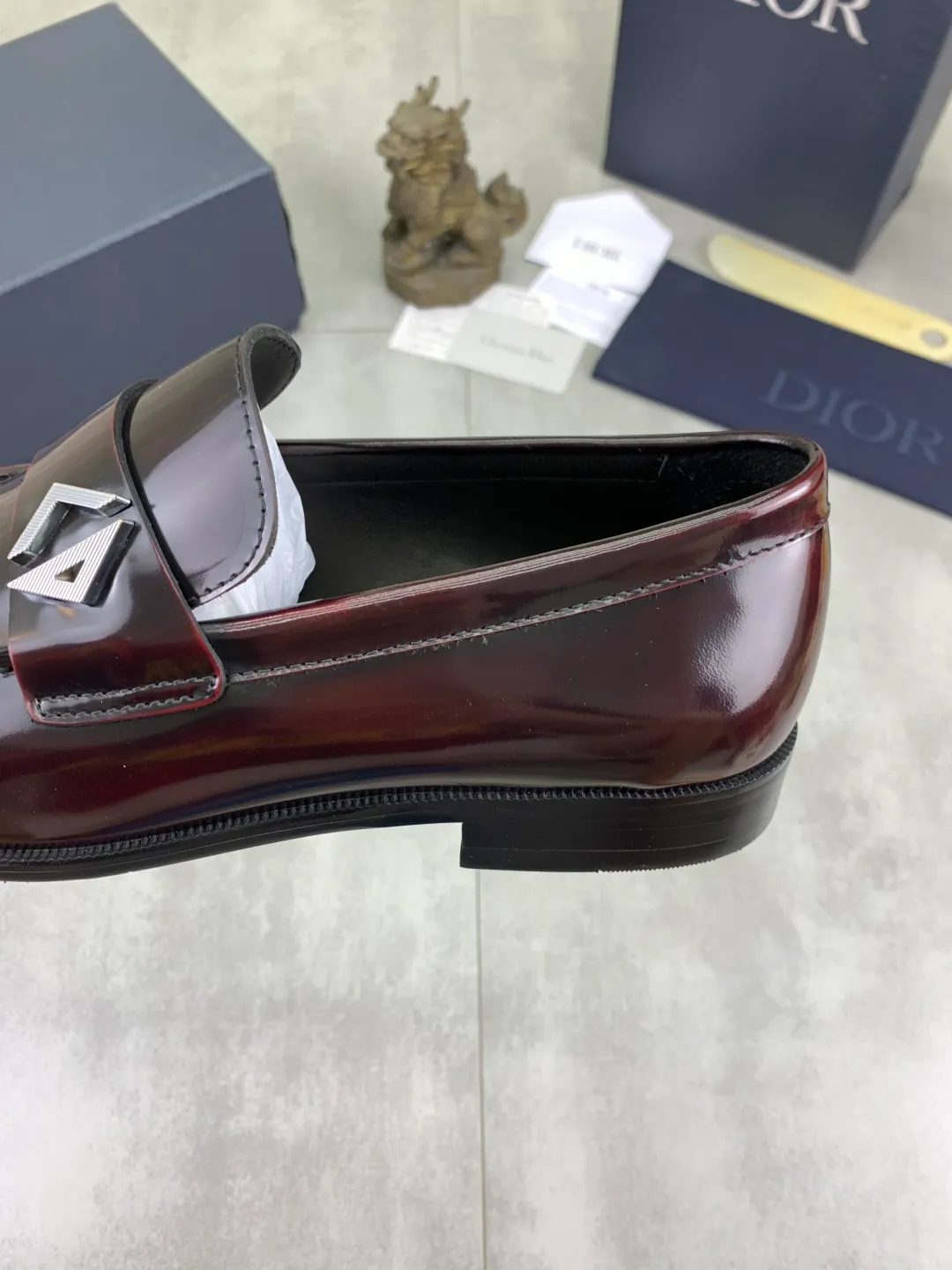 Men's men's shoes 💰P560 new style 💰high version 💎💎💎Dior original version! Top Italian purchasing agent! Men's business casual leather shoes, original imported open-edge beaded calfskin upper, ultimate texture, gentlemanly style, imported water-dyed cowhide inside, top-quality original Italian rubber outsole, first-class workmanship, top quality! Size: 39-44 (45 customized) 4️⃣ colors available